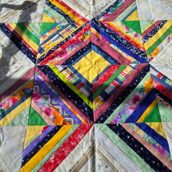Handmade String Star Wall Quilt Small - Picture 2 of 10